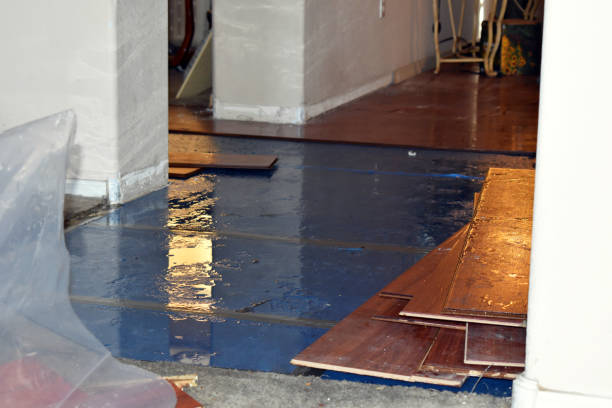 Professional Burst Pipe Cleanup technician working in Clinton, OK